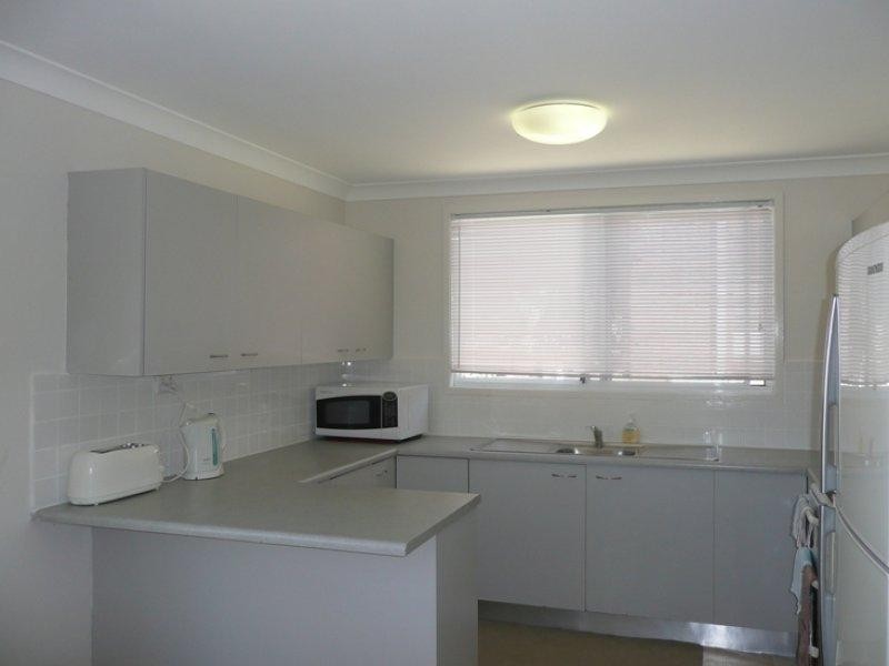 6 Burnage Place, Rathmines NSW 2283