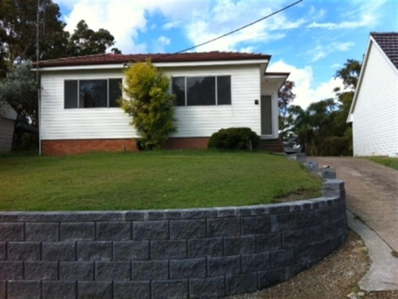 12 Barina Avenue, Kilaben Bay NSW 2283