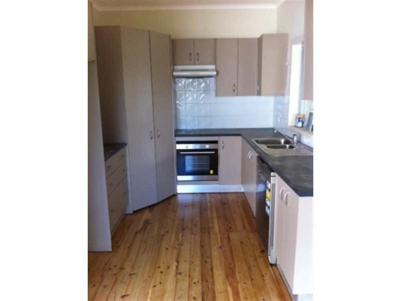 12 Barina Avenue, Kilaben Bay NSW 2283