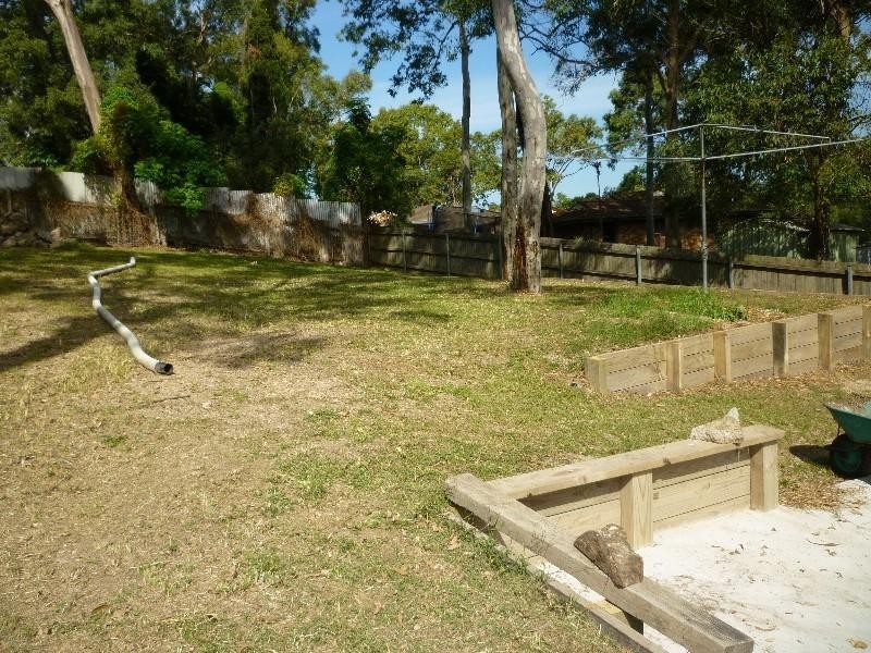 4 Quigley Road, Bolton Point NSW 2283