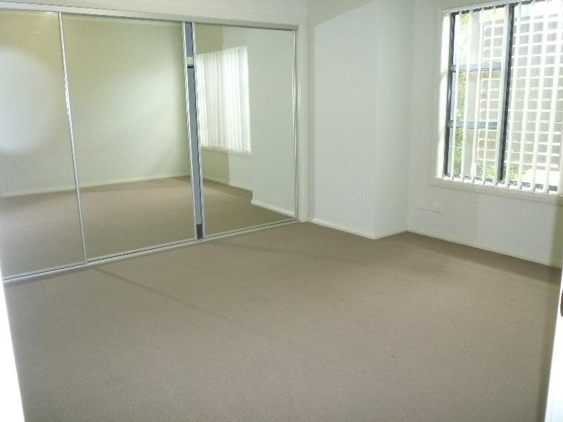 3 Kestral Circuit, Shortland NSW 2307