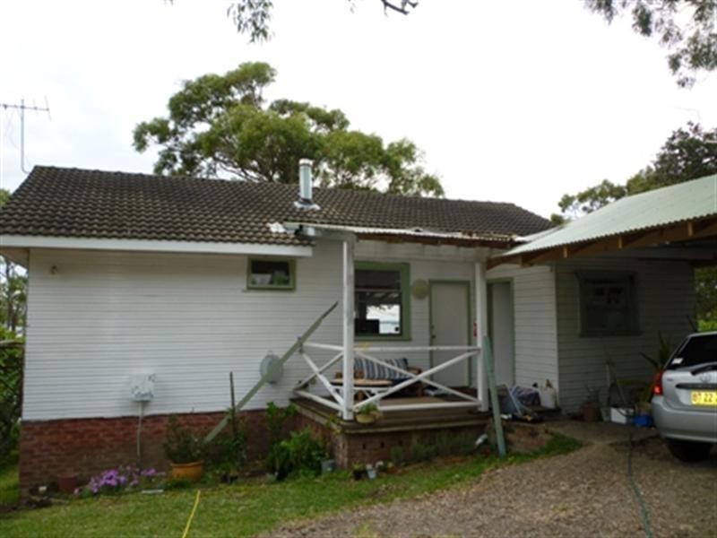 221 Fishing Point Road, Fishing Point NSW 2283