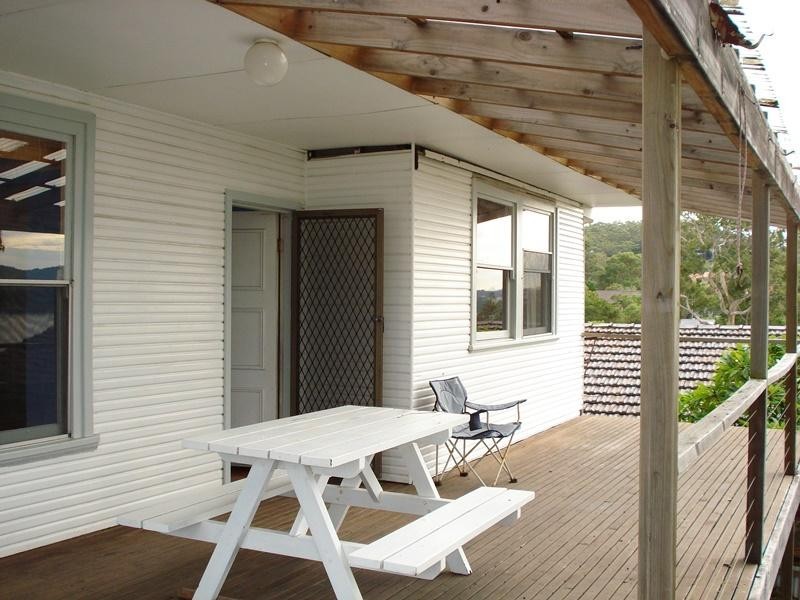 221 Fishing Point Road, Fishing Point NSW 2283