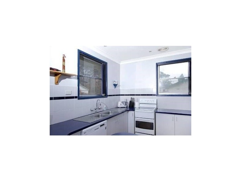 7 Moore Street, Toronto NSW 2283