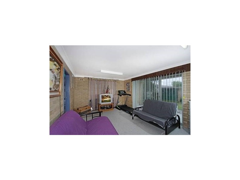 7 Moore Street, Toronto NSW 2283