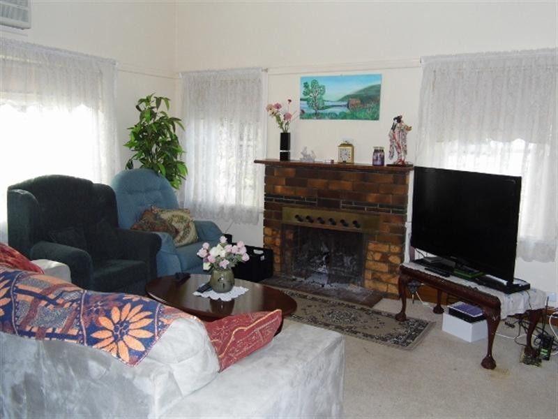 27 Langford Street, Moe VIC 3825