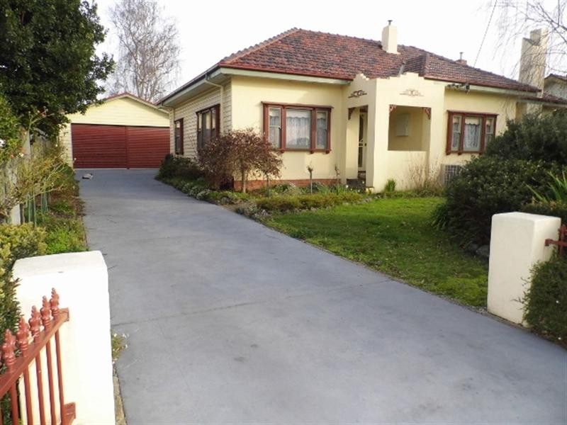 27 Langford Street, Moe VIC 3825