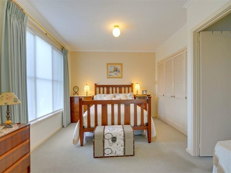 16 Wright Court, Rosedale VIC 3847