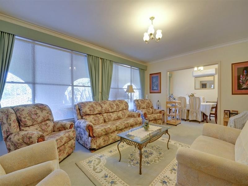 16 Wright Court, Rosedale VIC 3847