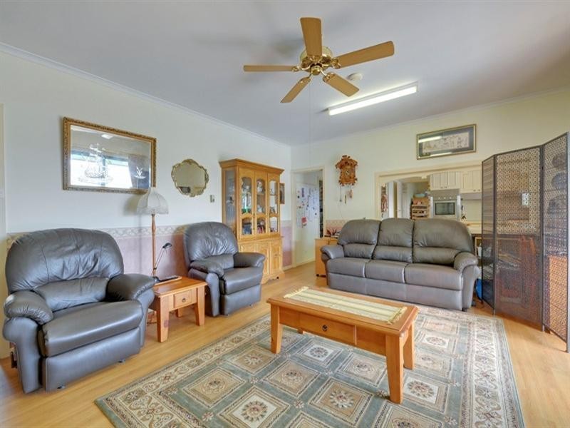 16 Wright Court, Rosedale VIC 3847