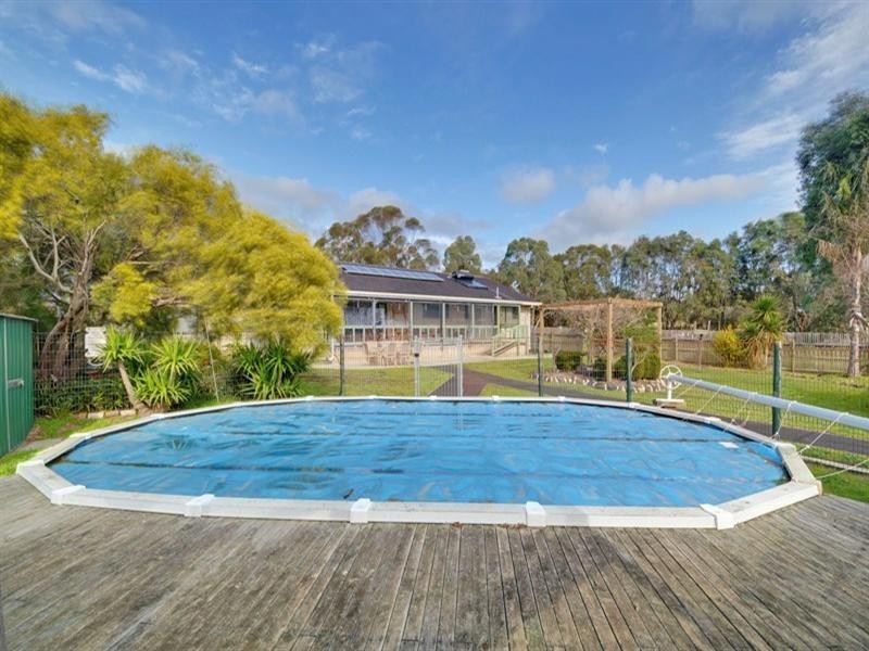 16 Wright Court, Rosedale VIC 3847