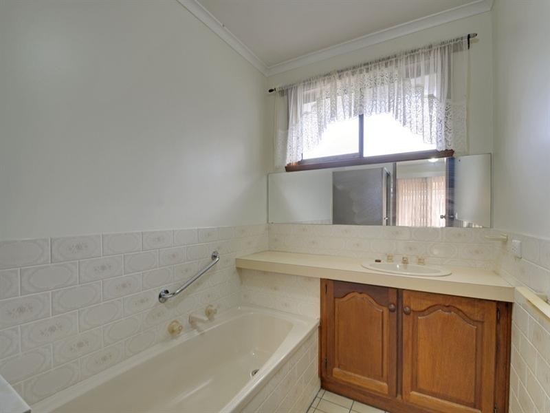 2 Bonighton Court, Traralgon VIC 3844