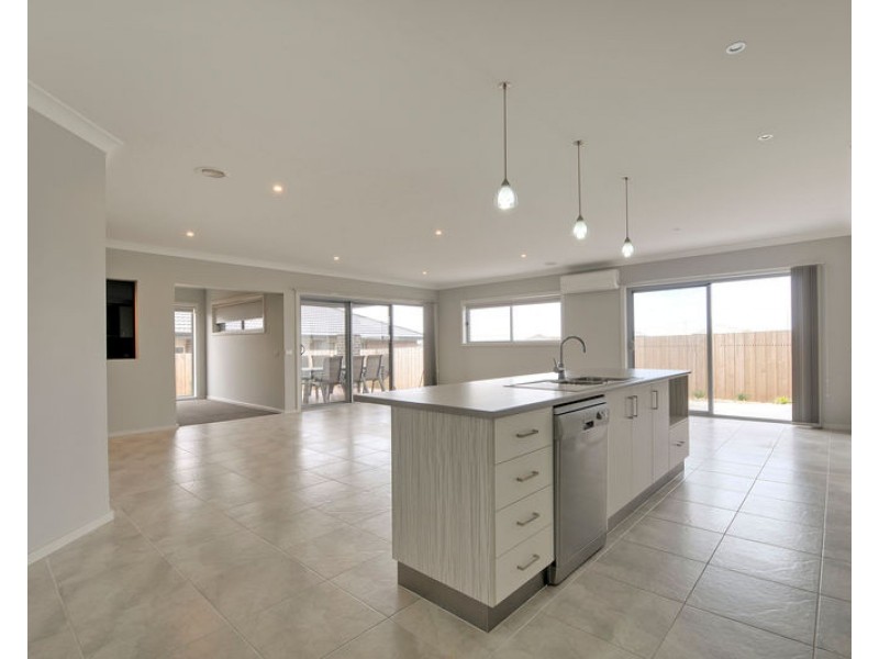 1 Eton Avenue, Traralgon VIC 3844