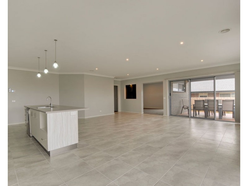 1 Eton Avenue, Traralgon VIC 3844