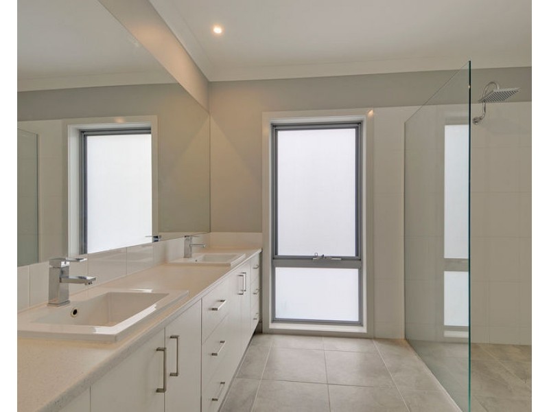 1 Eton Avenue, Traralgon VIC 3844