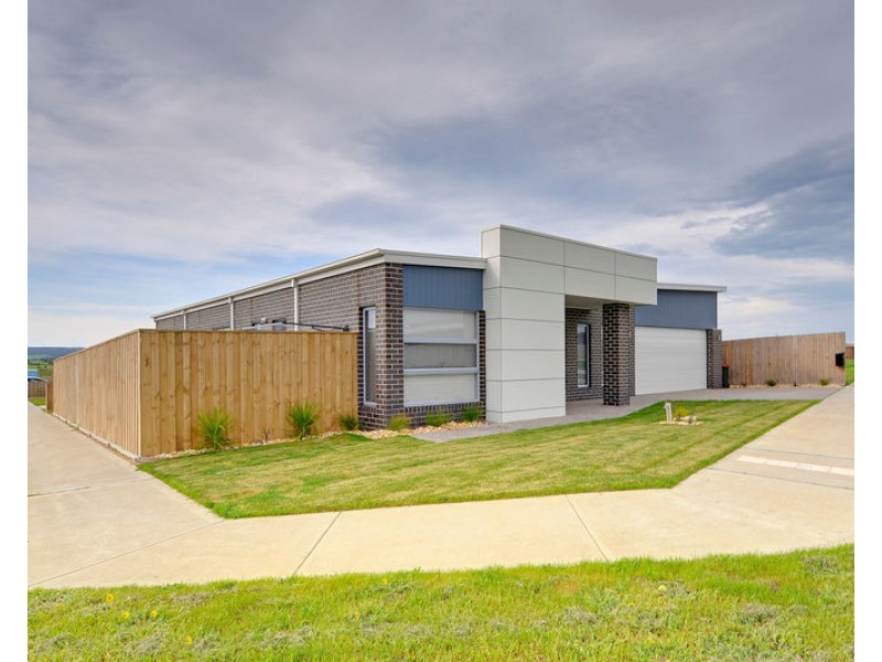 1 Eton Avenue, Traralgon VIC 3844