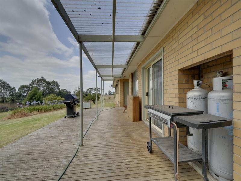 50 Cowwarr Seaton Road, Cowwarr VIC 3857
