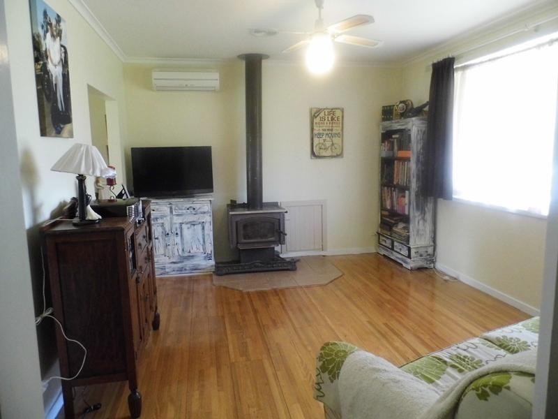 70 Queen Street, Rosedale VIC 3847