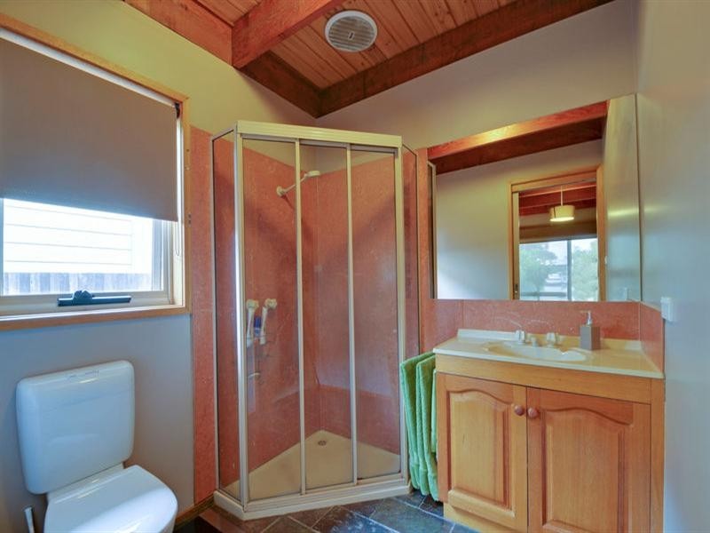 8 Ayres Court, Rosedale VIC 3847