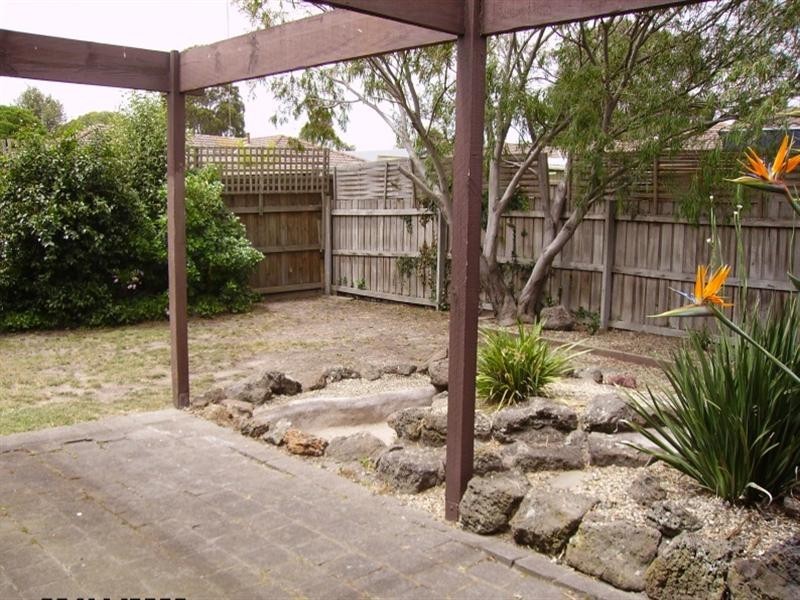 18 STIRLING Avenue, Traralgon VIC 3844