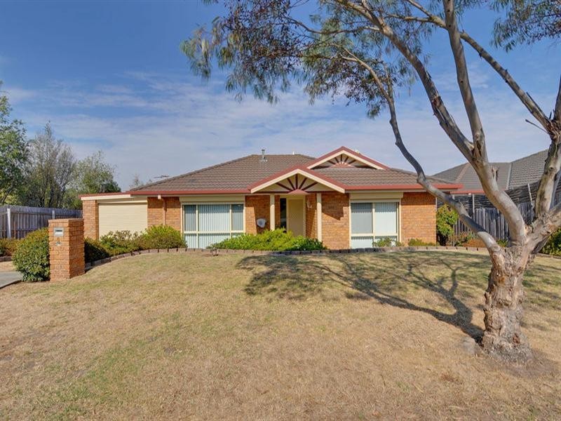 8 Spearfelt Court, Traralgon VIC 3844
