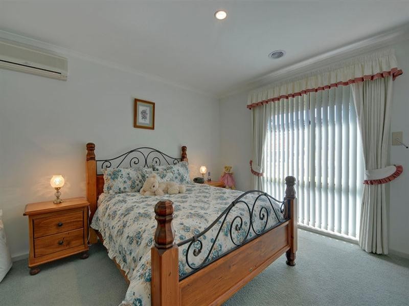 8 Spearfelt Court, Traralgon VIC 3844