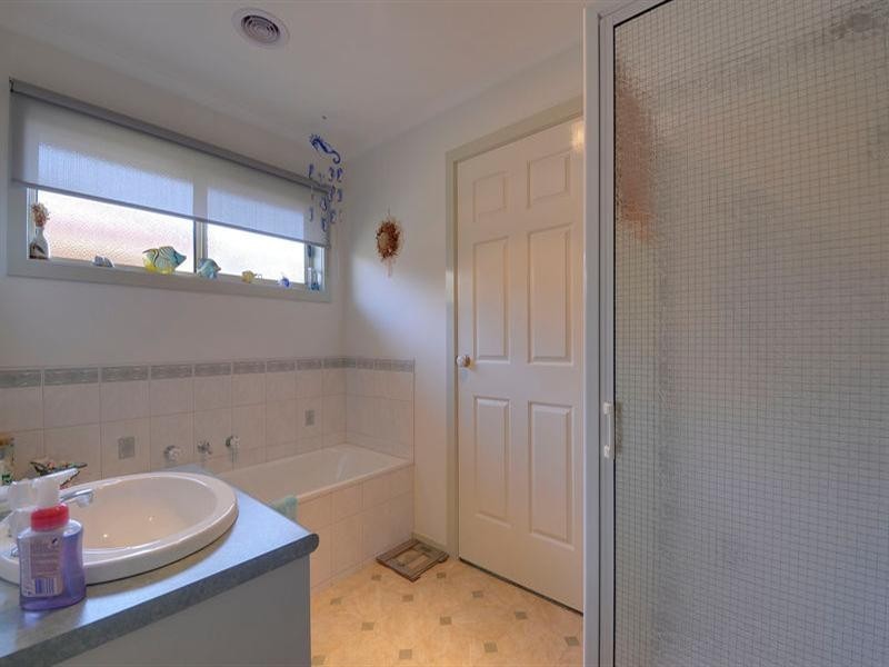 8 Spearfelt Court, Traralgon VIC 3844