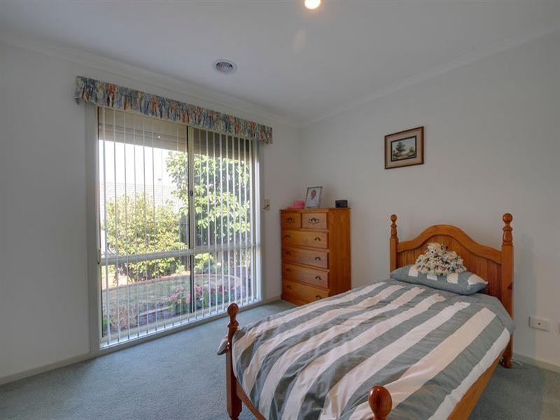 8 Spearfelt Court, Traralgon VIC 3844