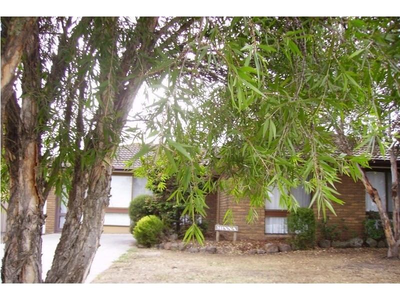 4 MACDOUGALL Court, Traralgon VIC 3844