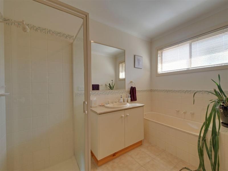 8 Emerald Court, Traralgon VIC 3844