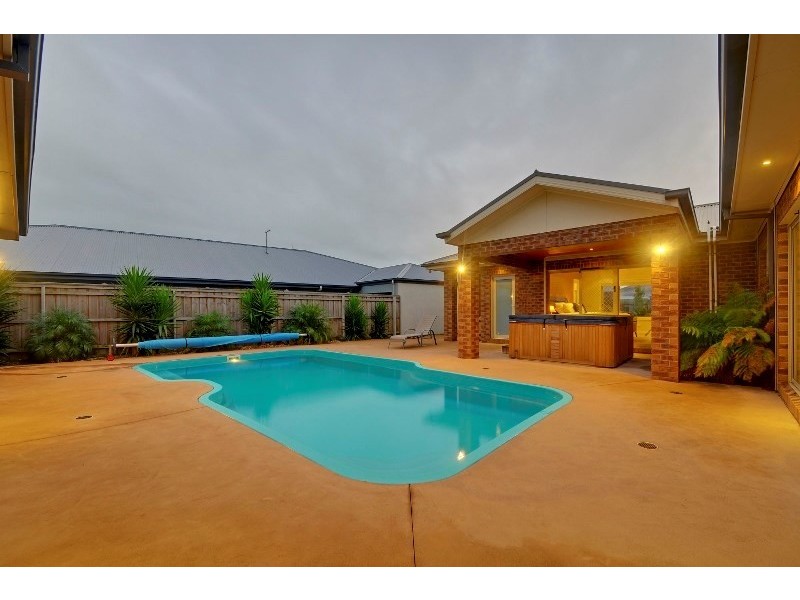 17 Palmgate Terrace., Traralgon VIC 3844
