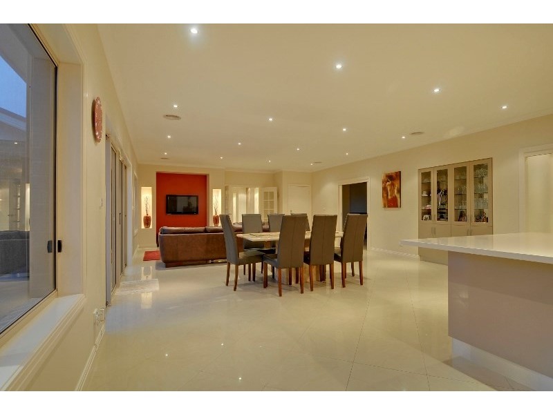 17 Palmgate Terrace., Traralgon VIC 3844