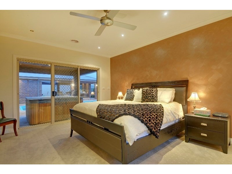 17 Palmgate Terrace., Traralgon VIC 3844