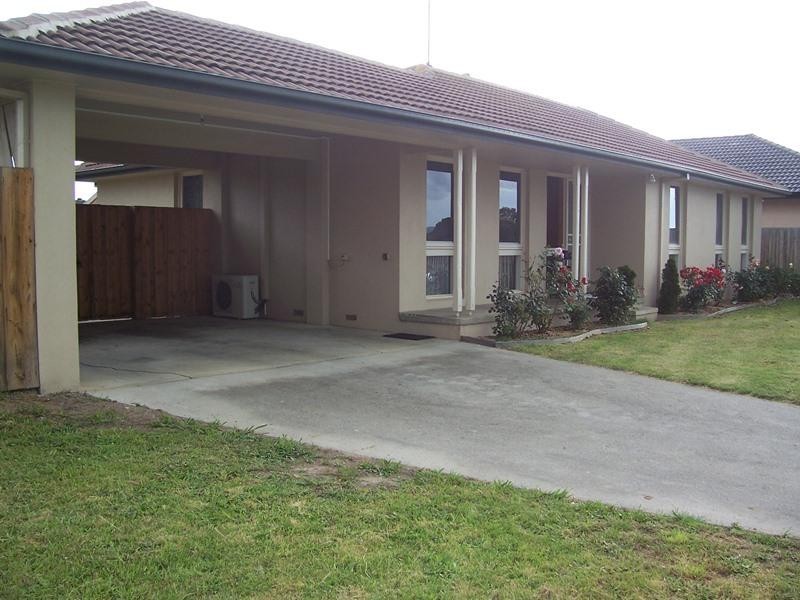 8 WILLAROO Court, Traralgon VIC 3844