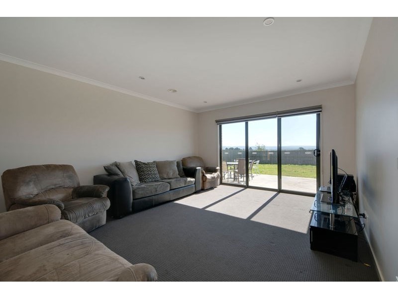 15 Christian Rise, Traralgon VIC 3844