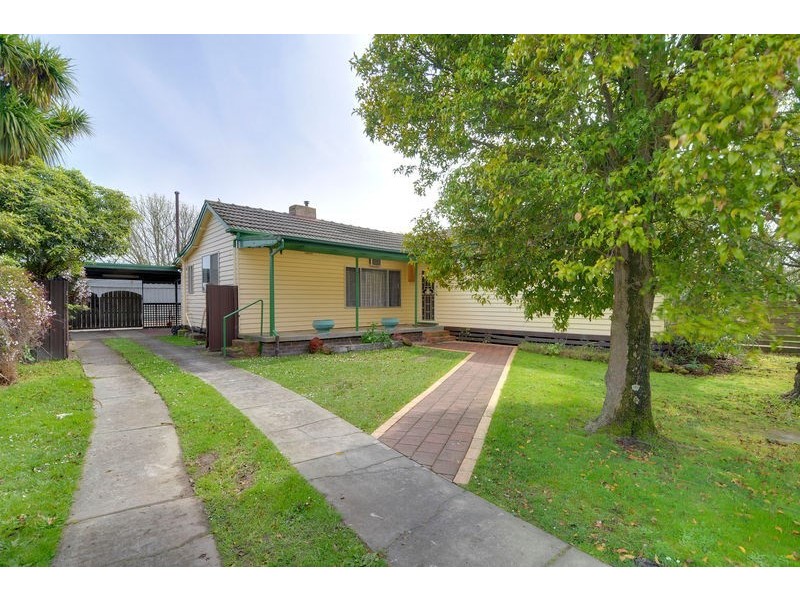 17 Doyne Crescent, Traralgon VIC 3844