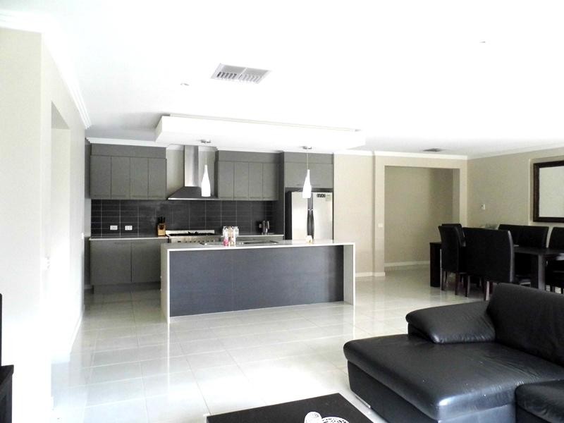 6 GODRIDGE Road, Morwell VIC 3840