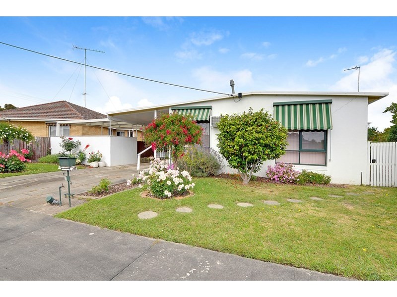 1 Sara Court, Traralgon VIC 3844