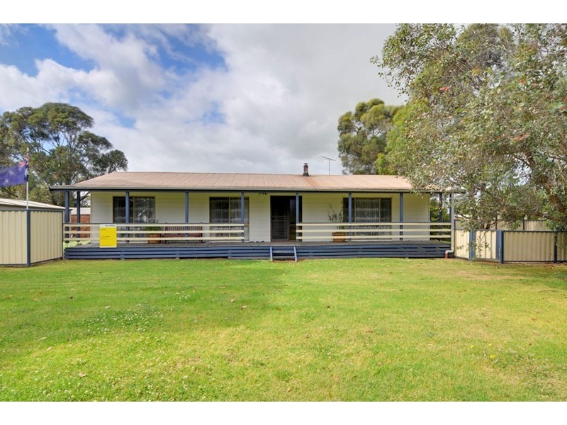 1 Kyne Street, Glengarry VIC 3854