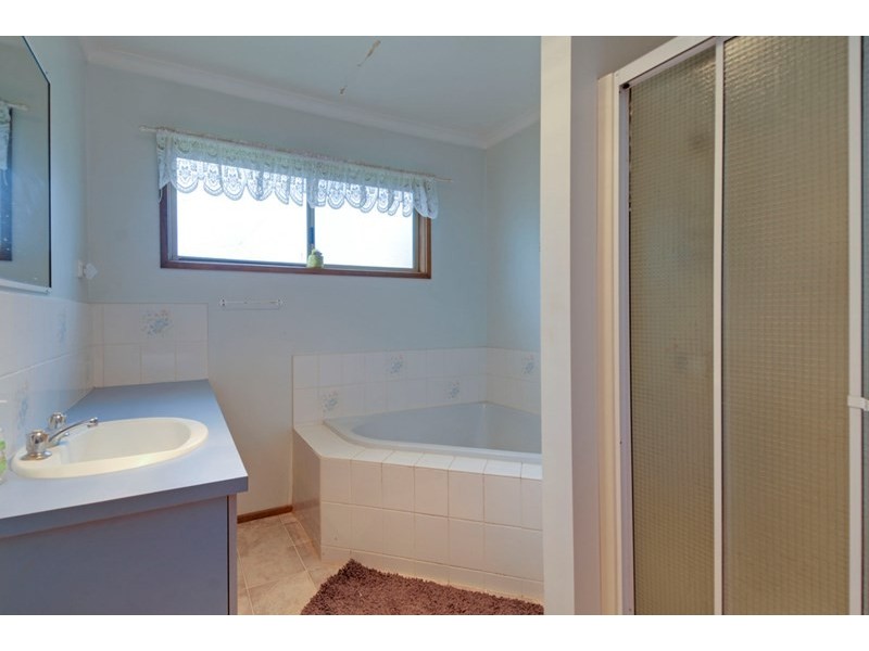 1 Kyne Street, Glengarry VIC 3854