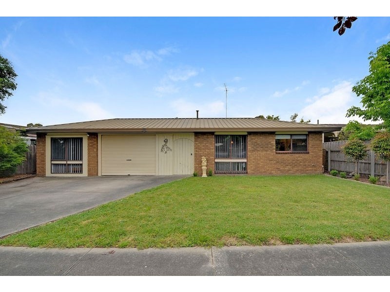 5 Meadow Park Drive, Traralgon VIC 3844