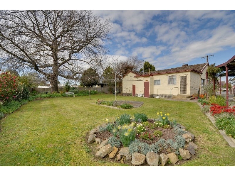 12 Davis Court, Traralgon VIC 3844