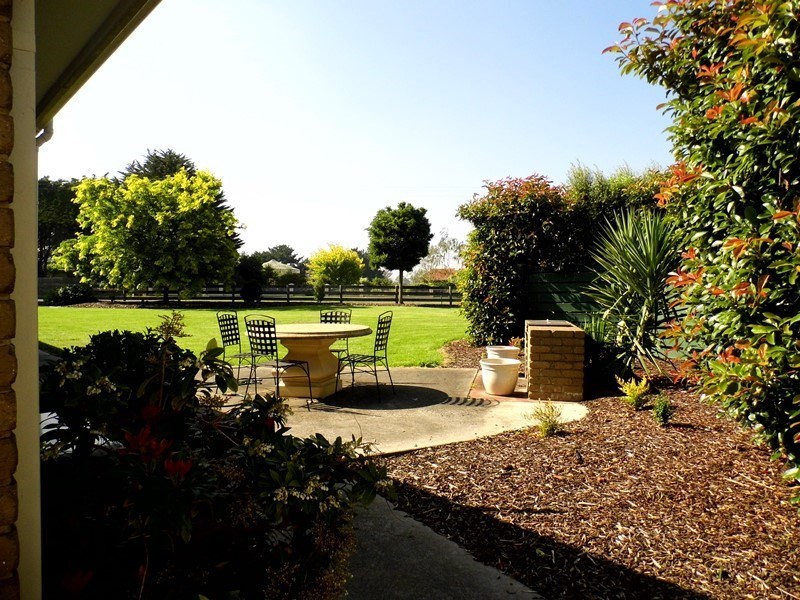 30 BEAU VISTA Drive, Traralgon VIC 3844