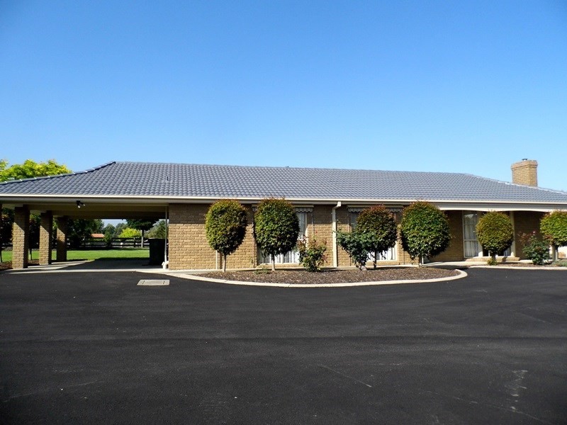 30 BEAU VISTA Drive, Traralgon VIC 3844