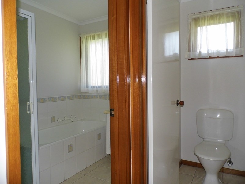 30 BEAU VISTA Drive, Traralgon VIC 3844