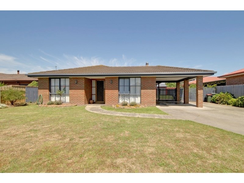 4 Greenfield Drive, Traralgon VIC 3844