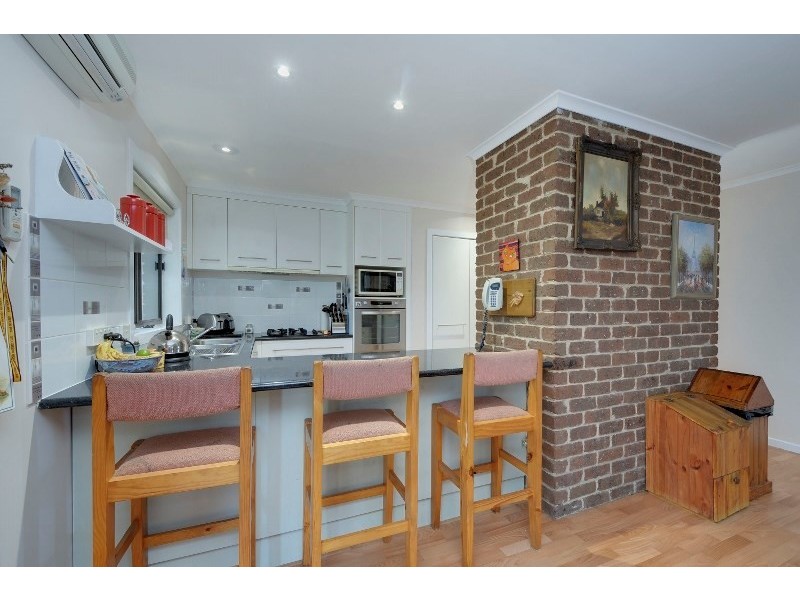 6 Greenfield Drive, Traralgon VIC 3844