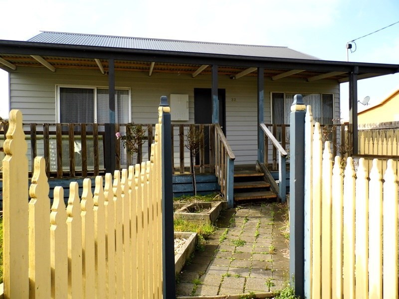 32 FINLAYSON Crescent, Traralgon VIC 3844