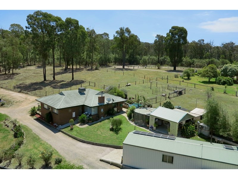 69 Downings Road, Cowwarr VIC 3857