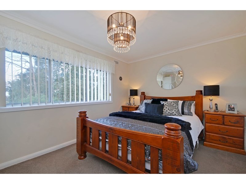 69 Downings Road, Cowwarr VIC 3857